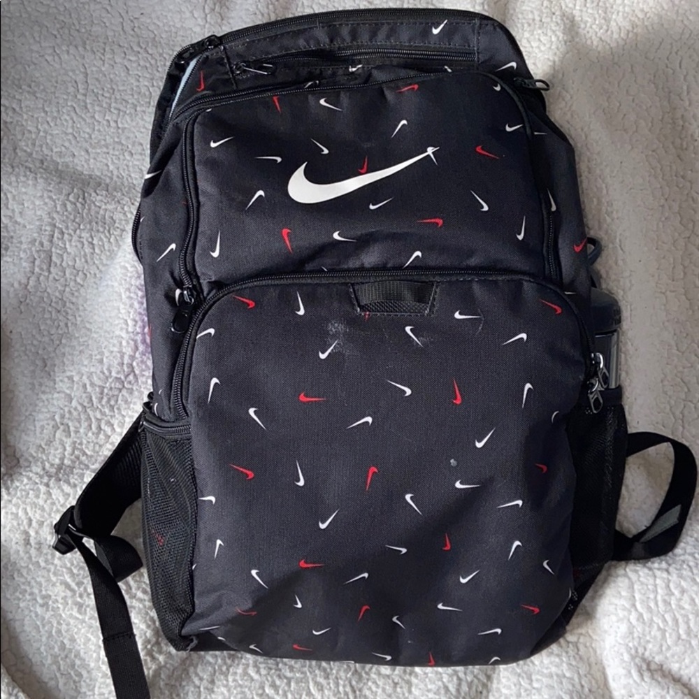 Backpack it’s almost new